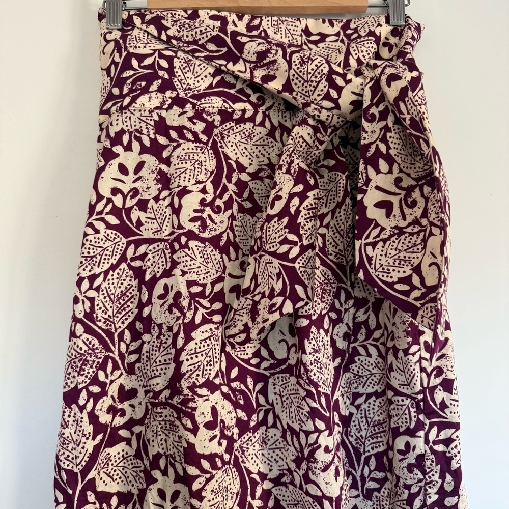 Vanessa Bruno Nesly Floral Wrap Skirt Plum White Cotton Midi Skirt Large EU 40 - Picture 3 of 6